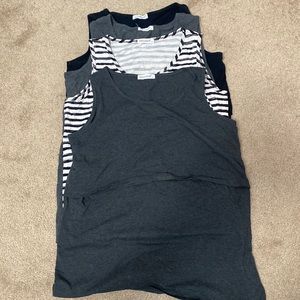 LOT of 4 Smallshow nursing tanks